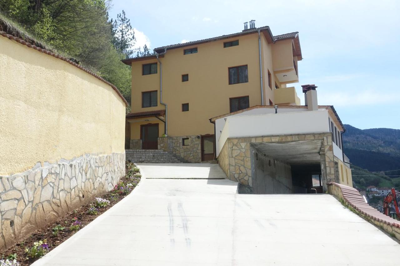 Горски Кът Devin Exterior photo